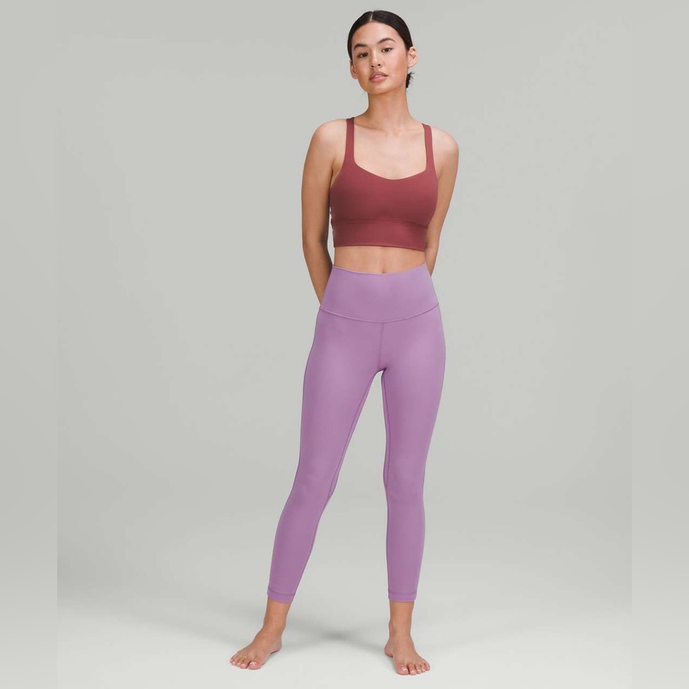 Lululemon Align High-Rise Pant 25"
Wisteria Purple
Size: 4